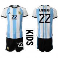 Argentinien Lautaro Martinez #22 Heimtrikotsatz Kinder WM 2022 Kurzarm (+ Kurze Hosen)